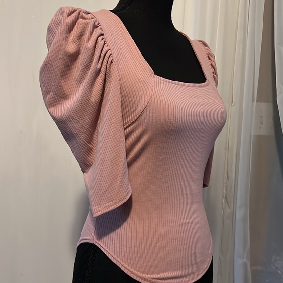 FREE PEOPLE NIGHT LILY TOP OB1434162 PUFF SLEEVE RIBBED PALE MAUVE SIZE S - Picture 3 of 7